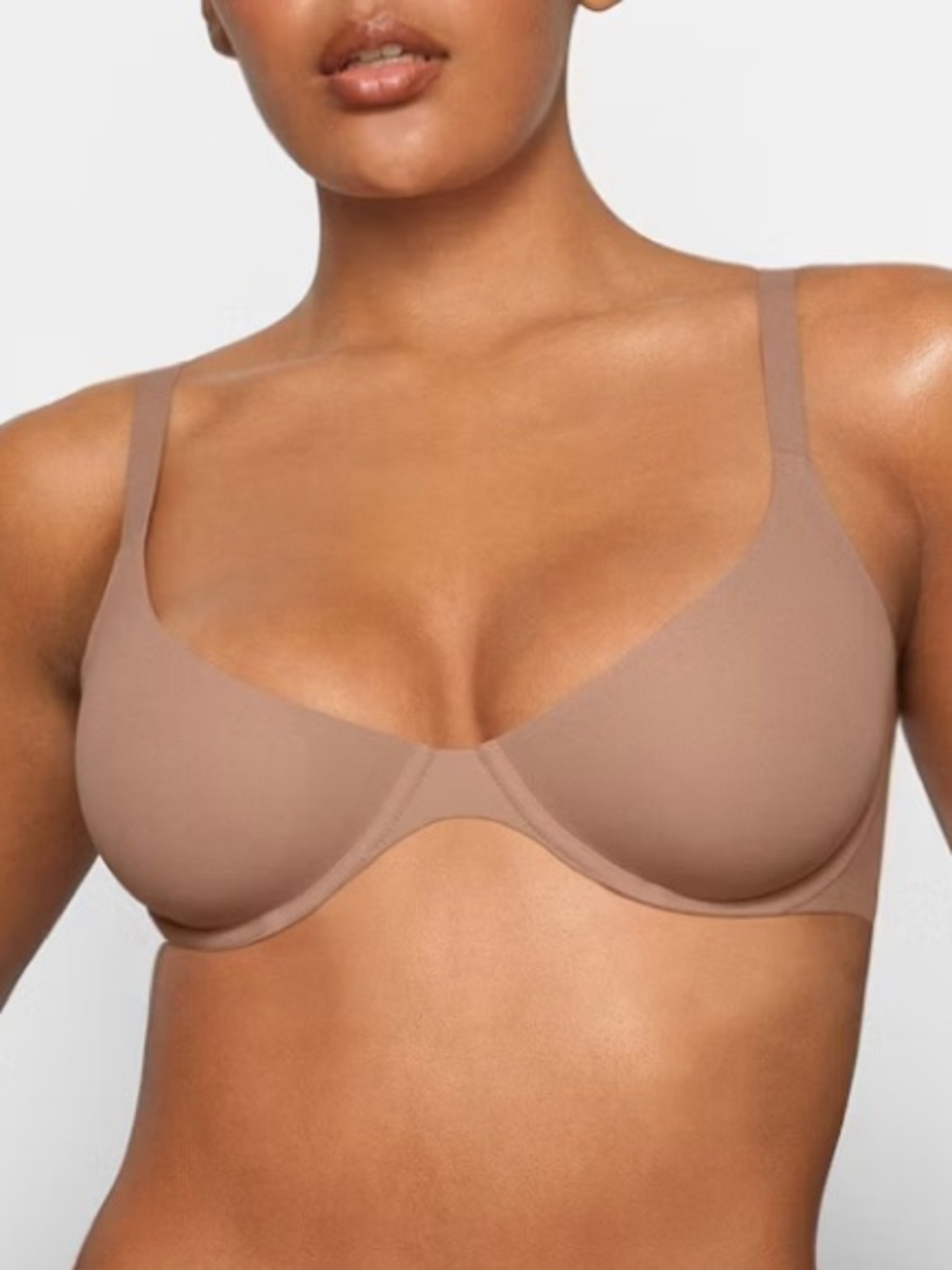 Skims Fits Everybody Plunge Bra SAND NWOT